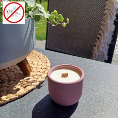 Sójová svíčka Bzuko STOP s dřevěným knotem / Levandule x pačuli s repelentem proti hmyzu