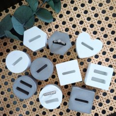 Betonový stojánek na prstýnky BETON home