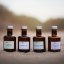 Aroma difuzér ROMANTICKÁ CHVILKA / Damson švestka, růže a pačuli 200 ml - Barva tyčinek: 8 ks černých