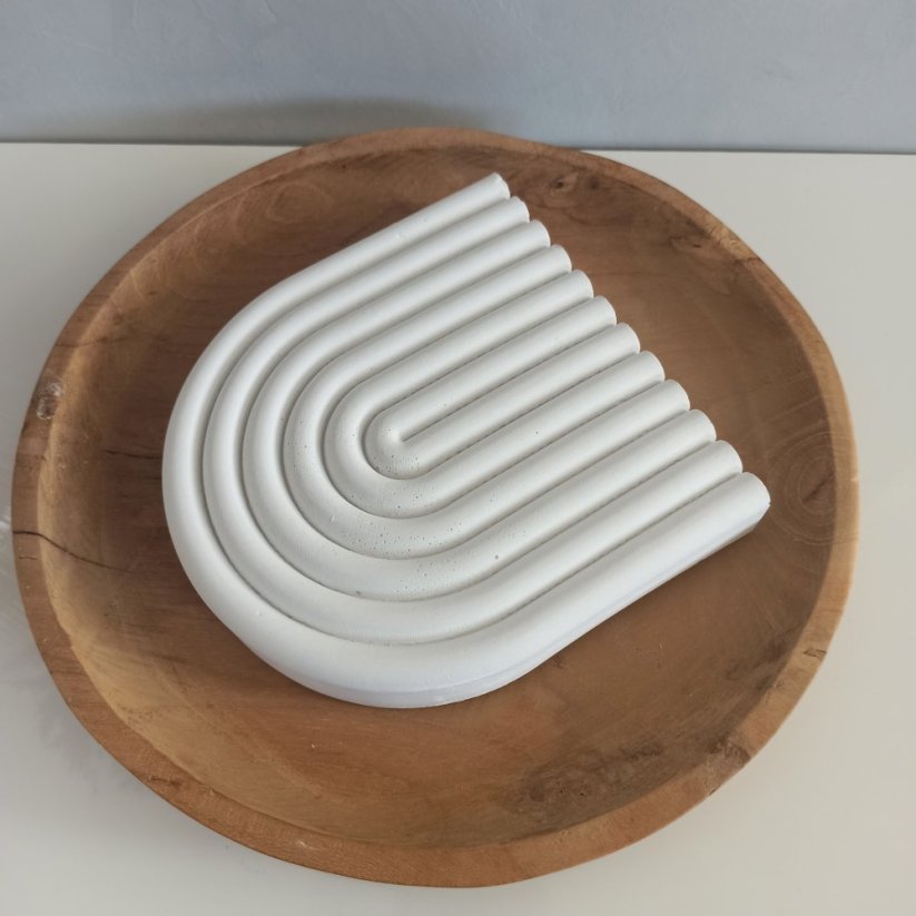 Betonová duha velká / vroubkovaný podnos / zarážka na knihy BETON home